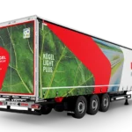 Semirremolque Kögel Light Plus vista lateral en carretera