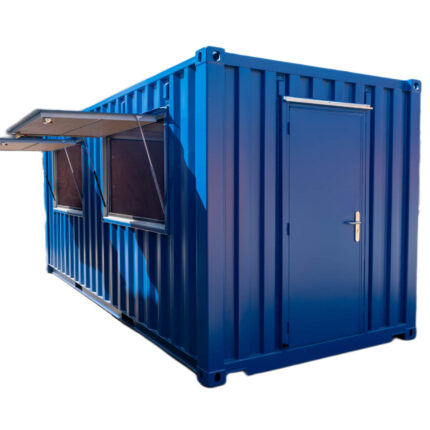 Interior de contenedor marítimo 20 pies con instalación eléctrica y aislamiento